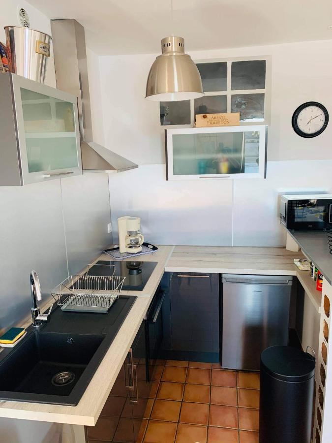 Sur Les Quais... Apartment Arles Ngoại thất bức ảnh